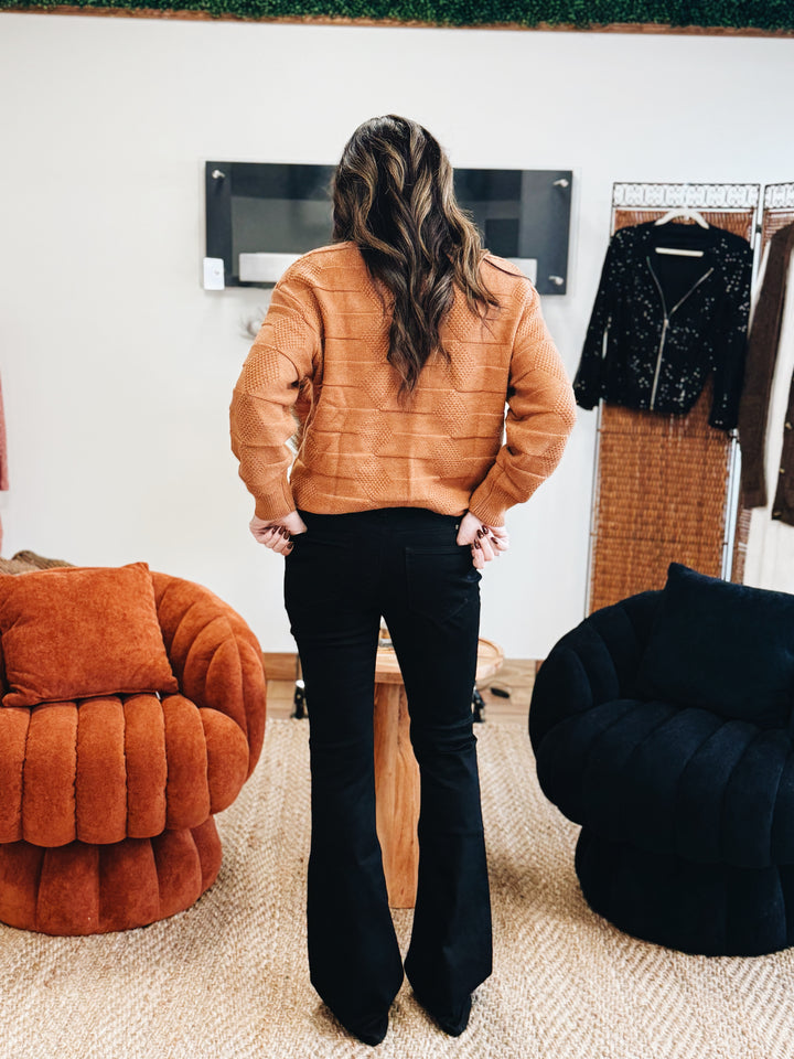 The Grounded Lengths – Black Flare Denim