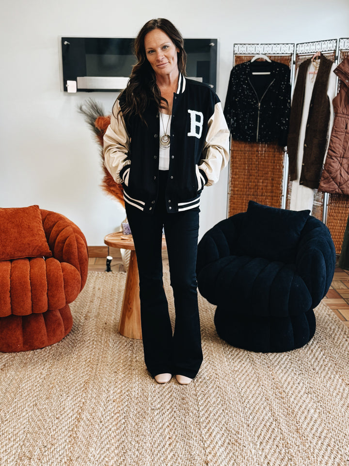 The Grounded Lengths – Black Flare Denim