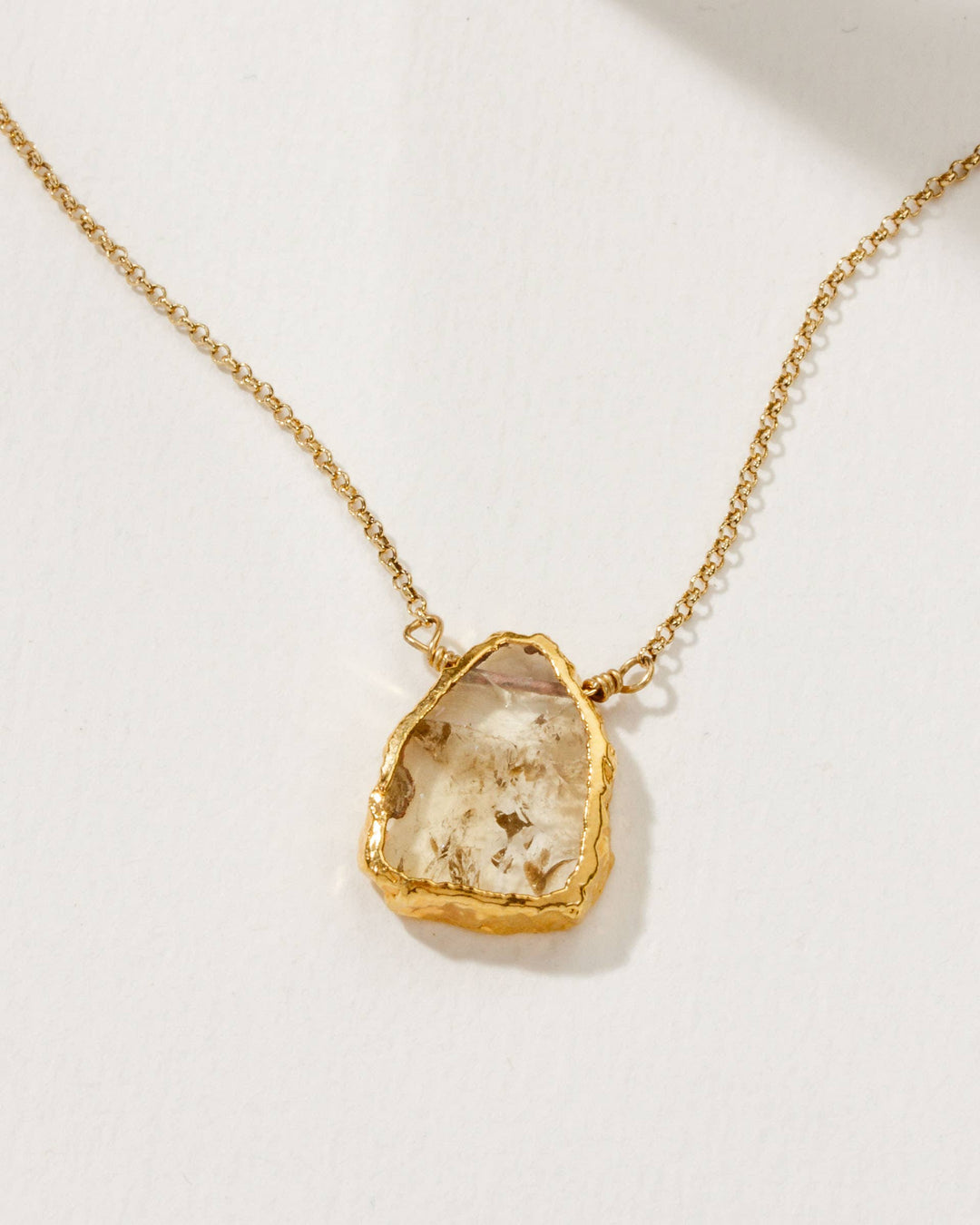 The Golden Vein Pendant