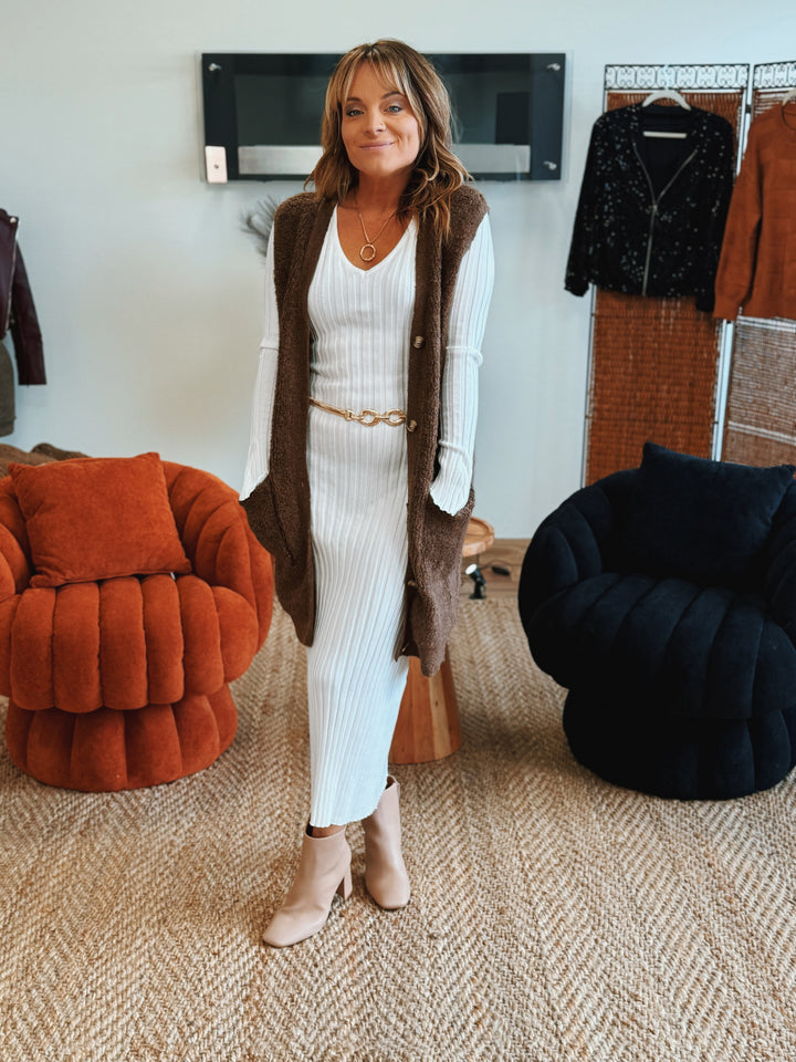 The Poise Thread - Ribbed Sweater Dress