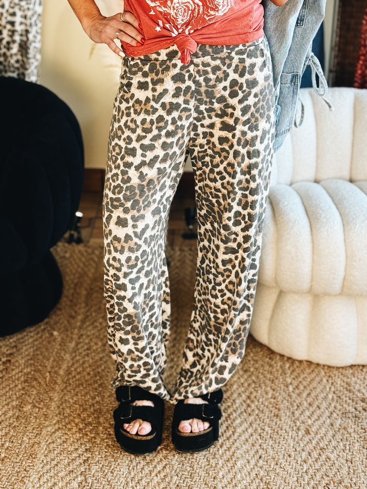 The Untamed Ease Pant