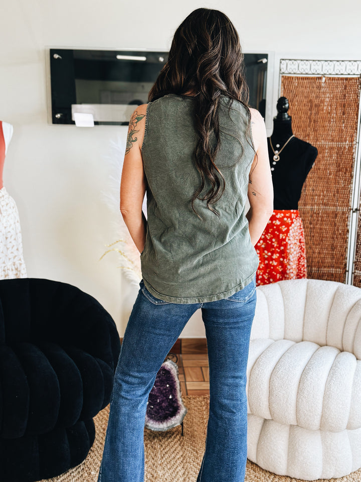 The Free Bird Graphic Tank (Olive)
