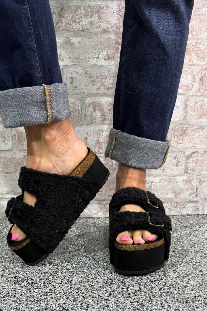 The Grounded Lift – Platform Fleece Slide