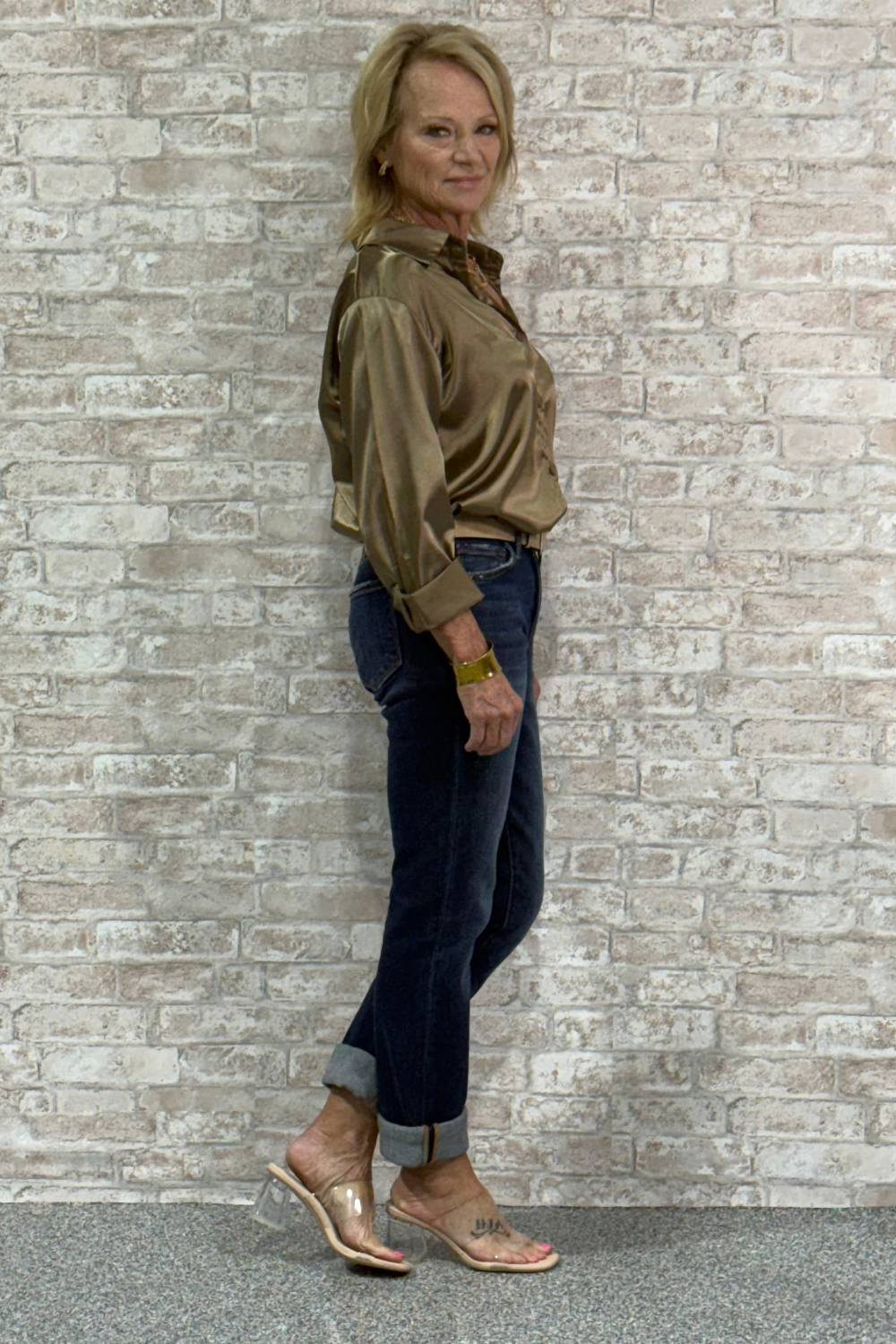 The Reset Point-Satin Button-Up Blouse