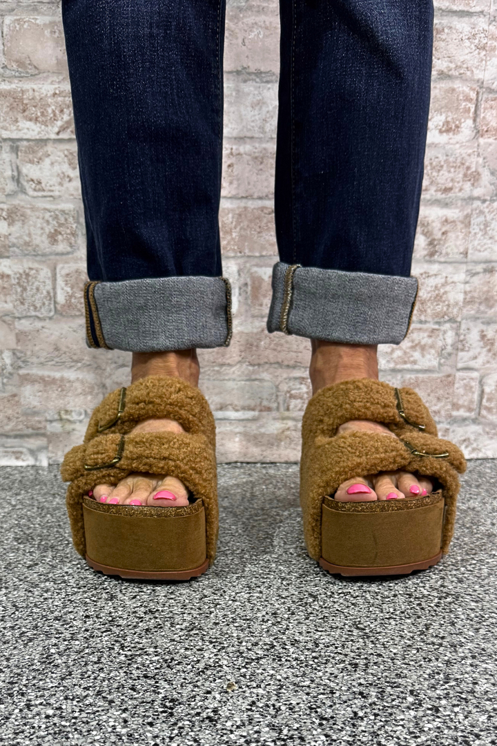 The Ember Path – Cork Sole Fleece Sandal
