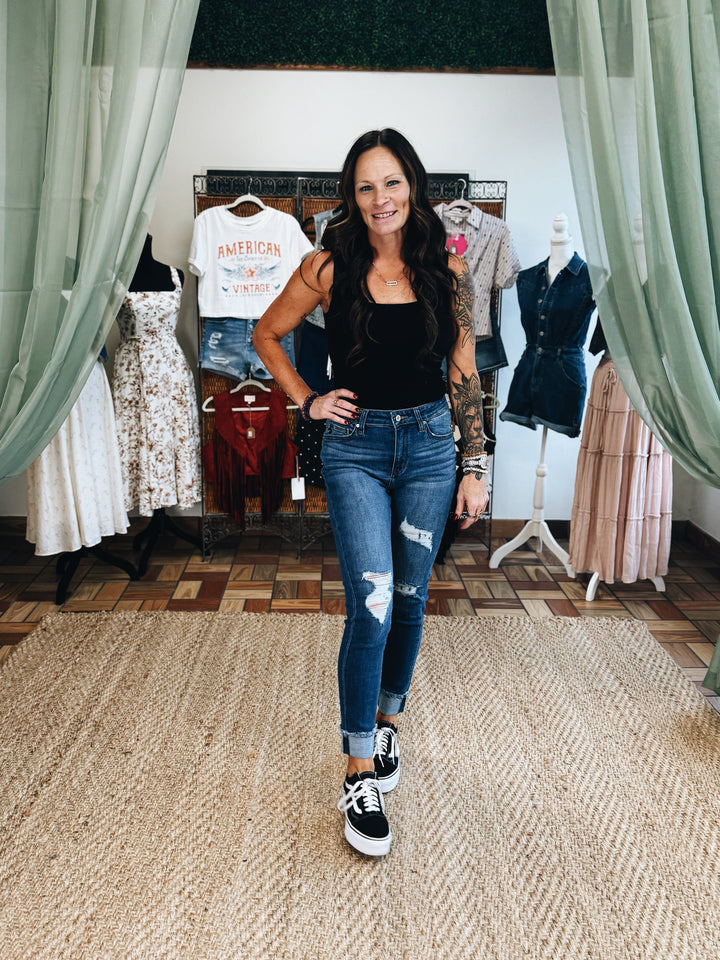 The Fray Forward – Light Wash Mid-Rise Ripped Jean